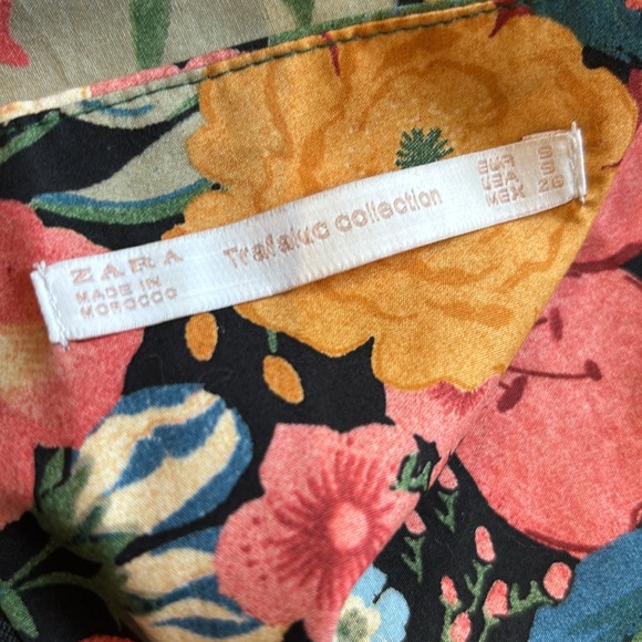 ZARA Floral Puff Sleeve Crop Top 🌹 - Picture 5 of 5